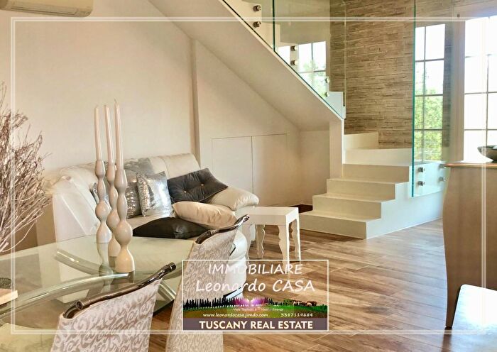 Appartamento con 6 locali in vendita in Vinci Fi, Vinci