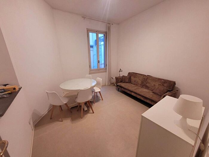 Appartamento bilocale in affitto in Via Fiori Chiari, Brera, Milano