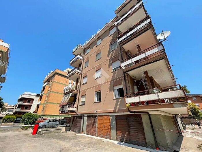 Appartamento trilocale in vendita in Via Oreste Leonardi, Terracina