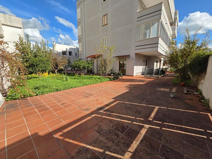 Appartamento quadrilocale in vendita in Via Clemente Rebora, Lecce