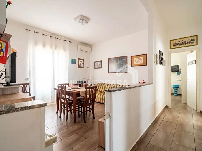 Appartamento quadrilocale in vendita in Via Tommaso Schifaldo, Palermo