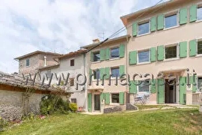 Casa quadrilocale in vendita in Contrada Resti Snc, Erbezzo