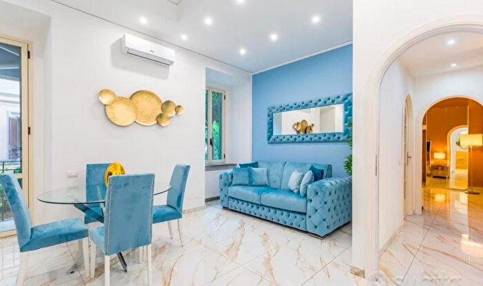 Appartamento bilocale in affitto in Via Giuseppe Ribera, Napoli