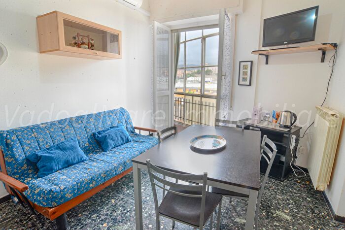 Appartamento bilocale in affitto in Via Saredo, Savona