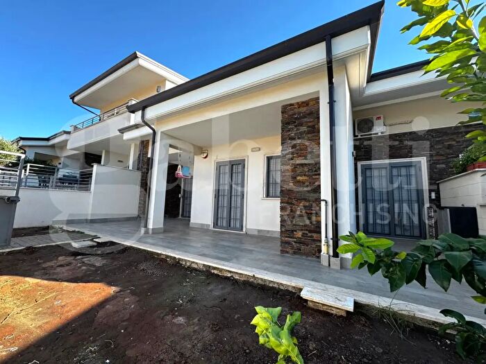 Appartamento trilocale in vendita in Via John Fitzgerald Kennedy, Marino
