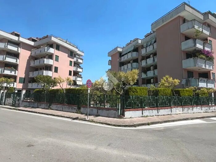 Appartamento quadrilocale in vendita in Via dei Greci, Baronissi