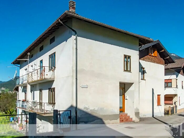 Casa in vendita in Sovramonte