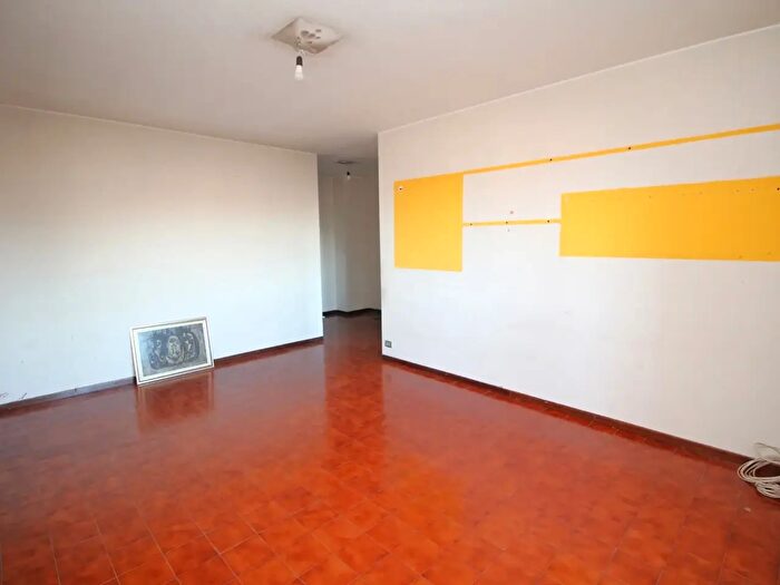 Appartamento trilocale in vendita in Via Colombo, Cerro Maggiore