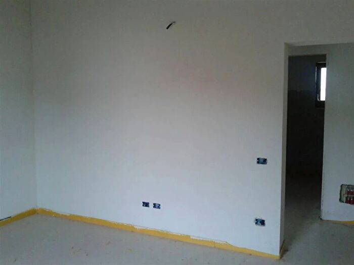 Appartamento trilocale in vendita in Gambassi Terme