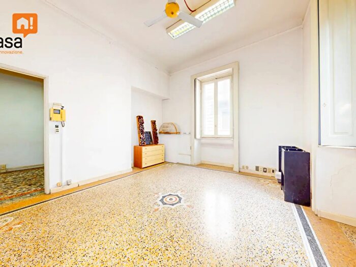 Appartamento quadrilocale in vendita in Via Asti, Milano