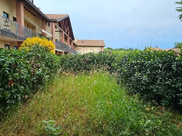 Appartamento bilocale in vendita in Via Europa, Turbigo