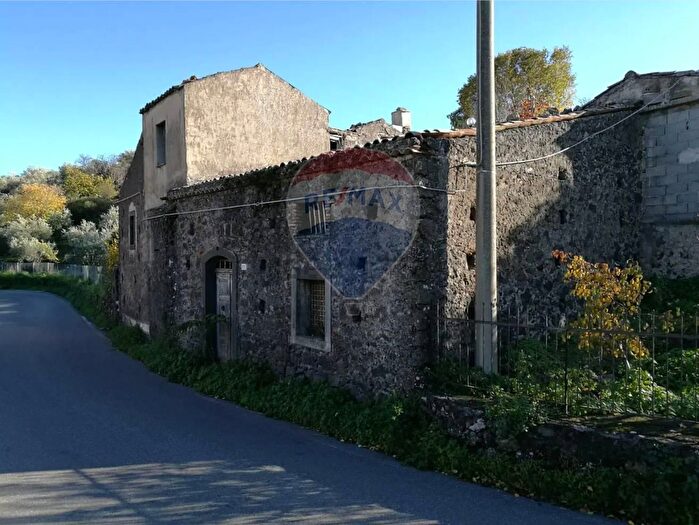 Casa con 5 locali in vendita in Strada Provinciale ii, Castiglione Di Sicilia
