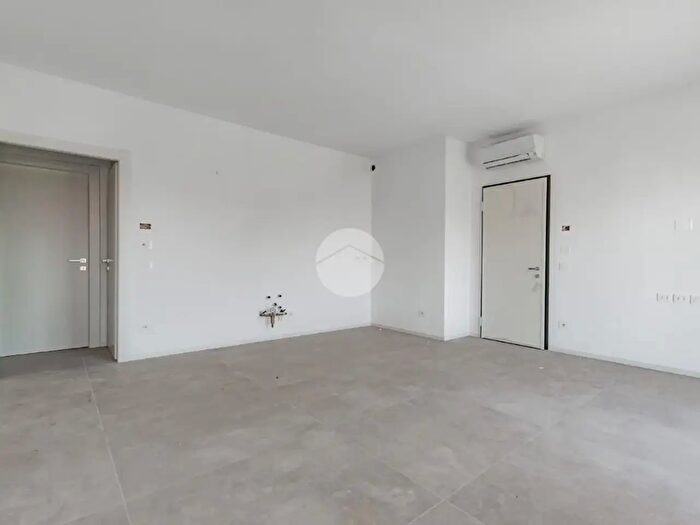 Appartamento trilocale in vendita in Via Ferdinando Magellano, Cesenatico
