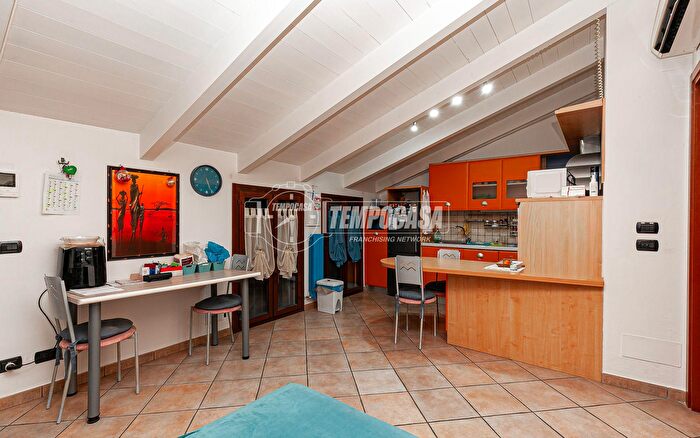 Appartamento trilocale in vendita in Via a Perti, Crevalcore