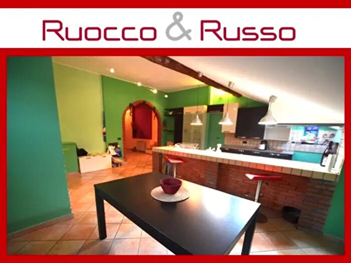 Appartamento trilocale in vendita in Piazza Amatore Sciesa, Genova