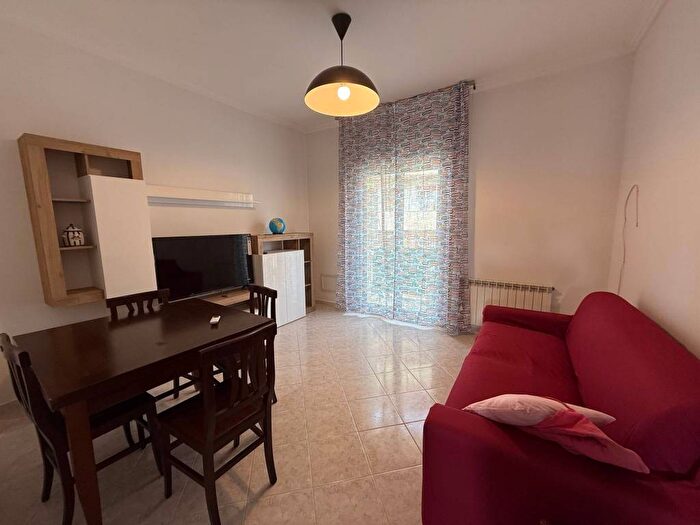 Appartamento trilocale in affitto in Via Alfredo Baccarini, Centro Storico, Anzio