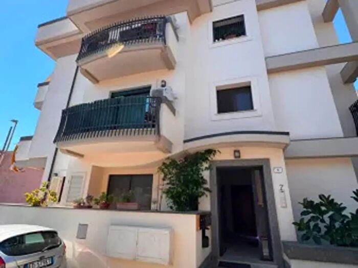 Appartamento quadrilocale in vendita in Via Montello, Nettuno