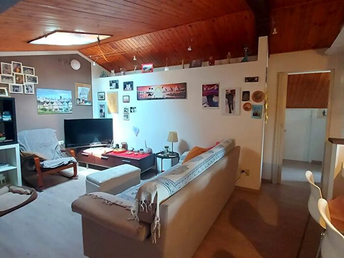 Casa quadrilocale in vendita in Via Antonelli, Trecastelli