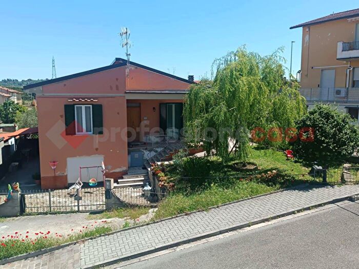 Casa quadrilocale in vendita in Castelfiorentino