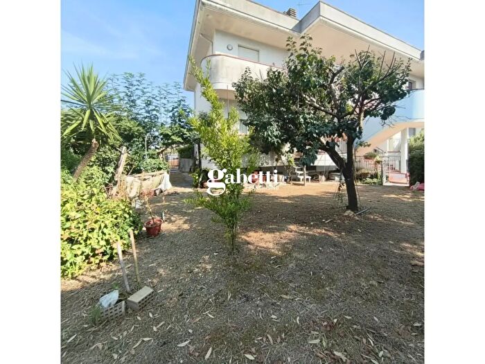 Appartamento quadrilocale in vendita in Coriano