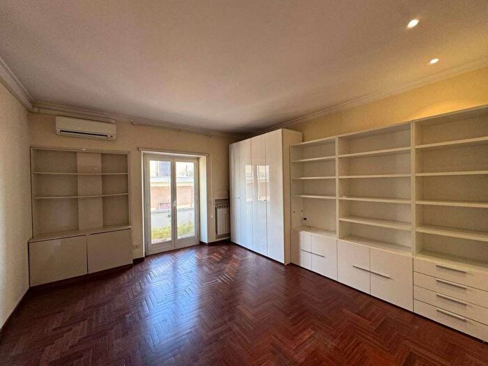 Appartamento bilocale in affitto in VIA feliciano SCARPELLINI, Euclide, Roma