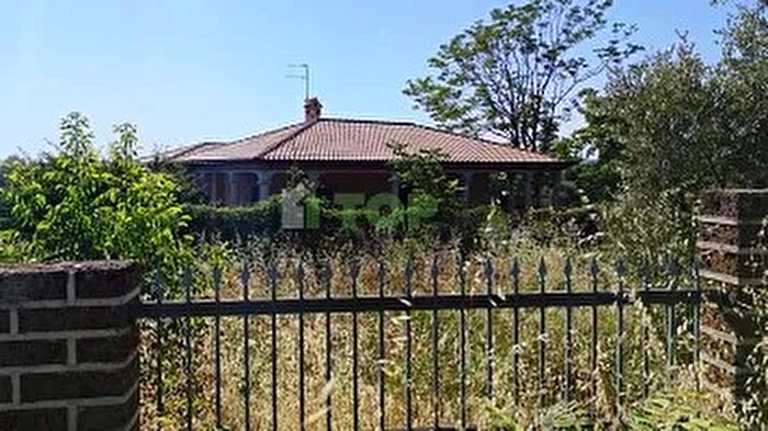 Casa con 7 locali in vendita in Bucchianico