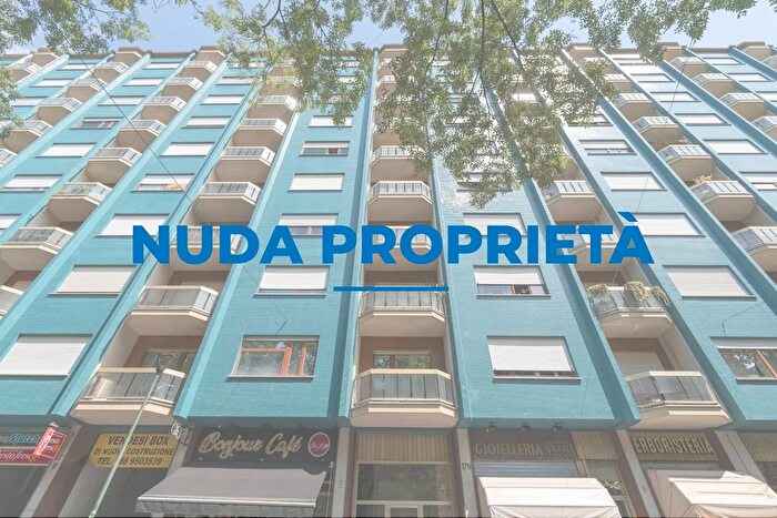 Appartamento quadrilocale in vendita in Via Nizza, Torino