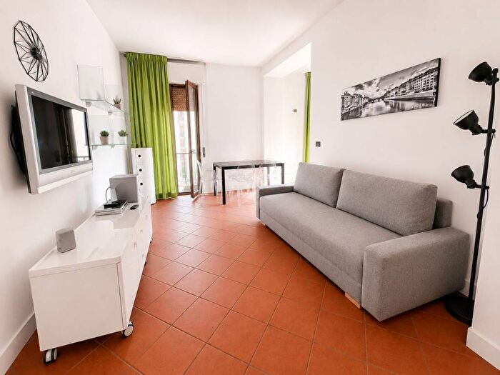 Appartamento quadrilocale in affitto in Via Maragliano, Porta al Prato San Jacopino, Firenze