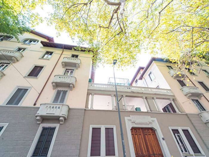 Appartamento monolocale in affitto in Via Giovanni Pascoli, Città Studi, Milano