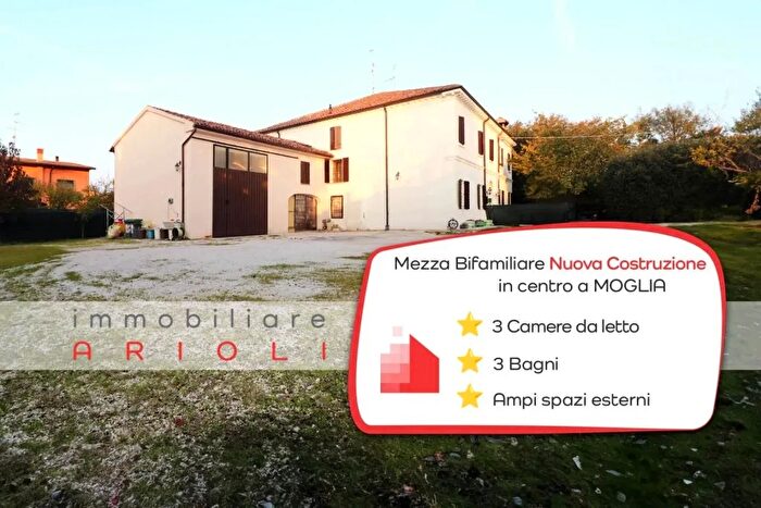 Casa con 6 locali in vendita in Moglia, Moglia