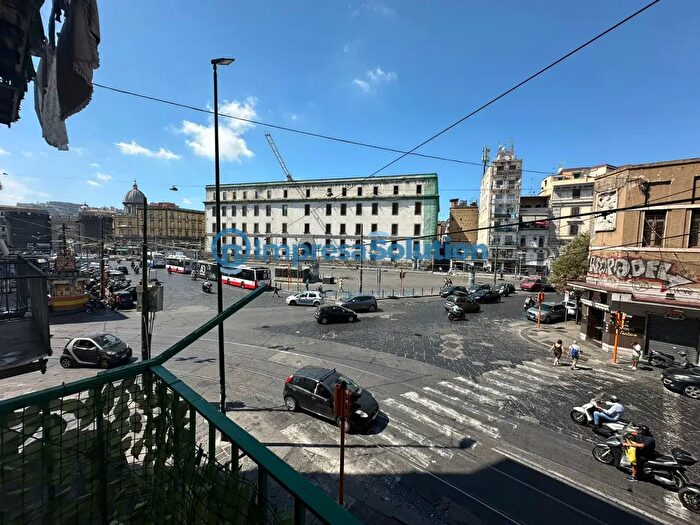 Appartamento bilocale in affitto in Corso Giuseppe Garibaldi, Napoli