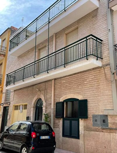 Appartamento trilocale in vendita in Indirizzo Vico Forziati, Acquaviva Delle Fonti