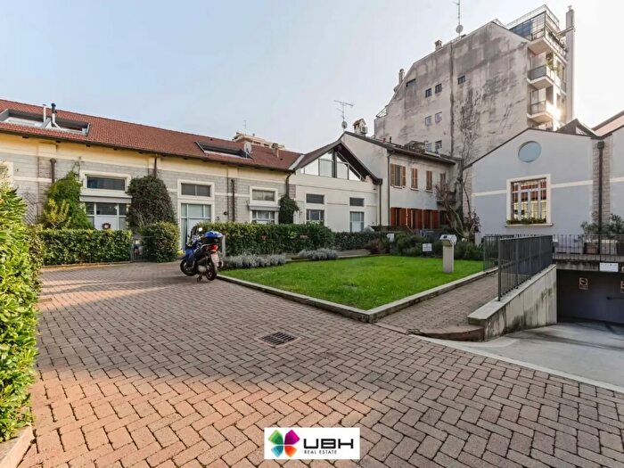 Appartamento trilocale in vendita in Via Darwin, Milano