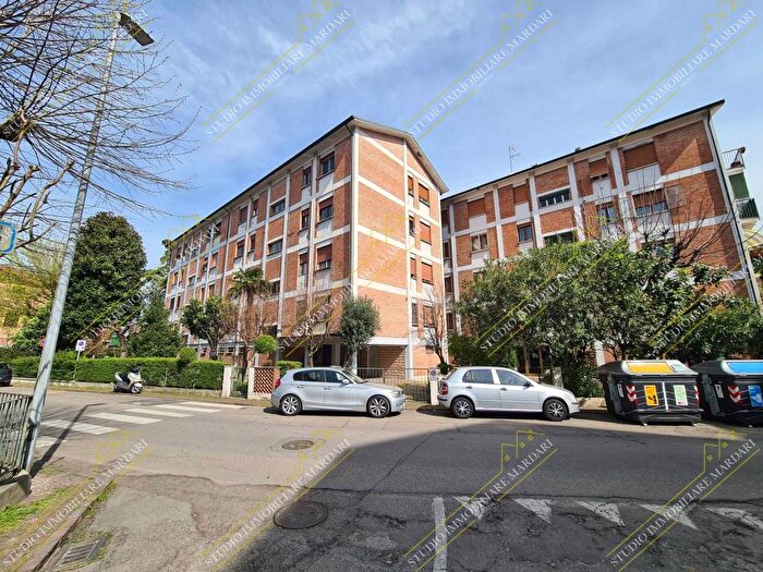 Appartamento con 5 locali in affitto in Via Gioacchino Rossini, Musicisti, Modena