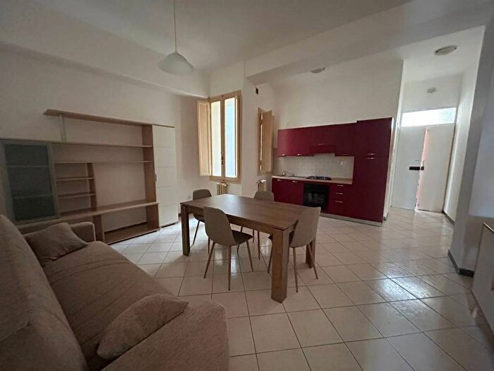 Appartamento trilocale in affitto in Via Cesare Battisti, Via Piave, Foligno
