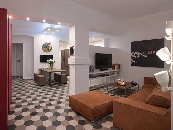 Appartamento con 5 locali in affitto in Via Alfonso La Marmora, Crocetta, Torino
