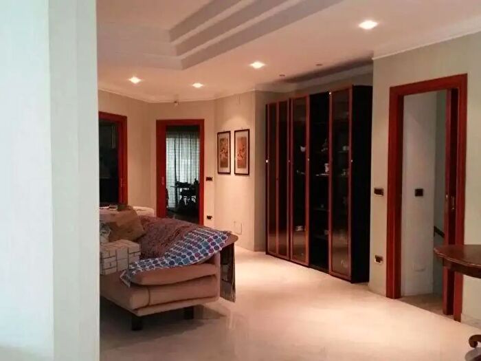 Casa con 5 locali in vendita in Santa Maria Capua Vetere