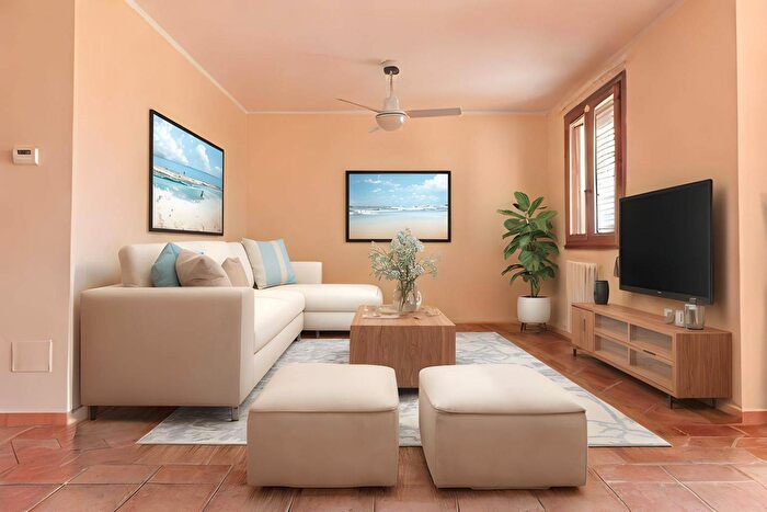 Casa con 10 locali in vendita in San Giuliano Terme