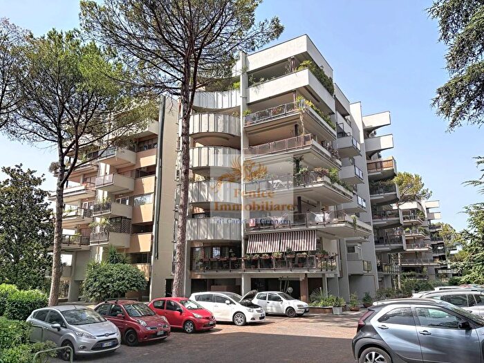 Appartamento con 5 locali in affitto in Via Riccardo Forster, Fonte Meravigliosa, Roma