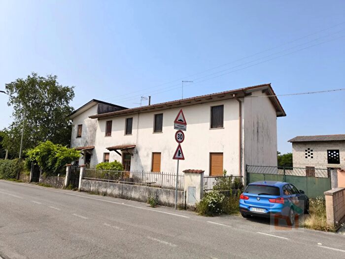 Casa trilocale in vendita in Via Udine, Palmanova