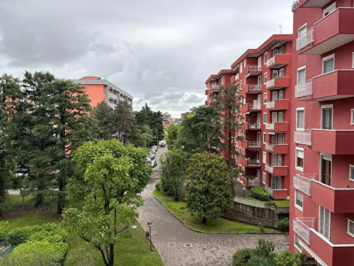 Appartamento quadrilocale in vendita in Via Don Minzoni, Opera