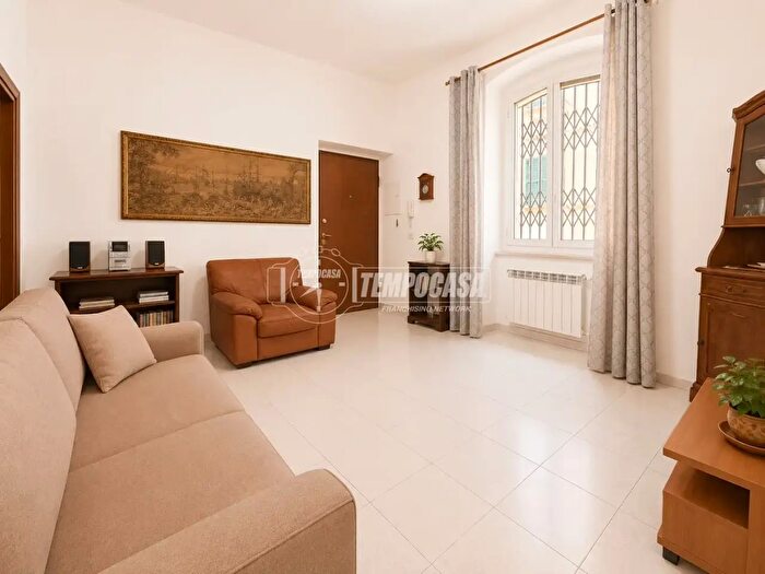 Appartamento quadrilocale in vendita in Via del Campasso, Genova