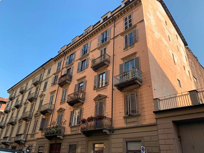 Appartamento bilocale in affitto in Via Belfiore, San Salvario Dante, Torino