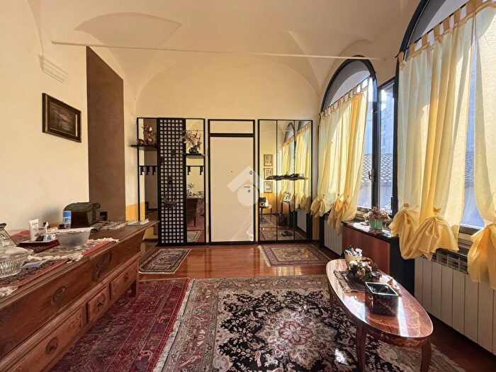 Appartamento con 11 locali in vendita in Via Palmiro Togliatti, Acqui Terme