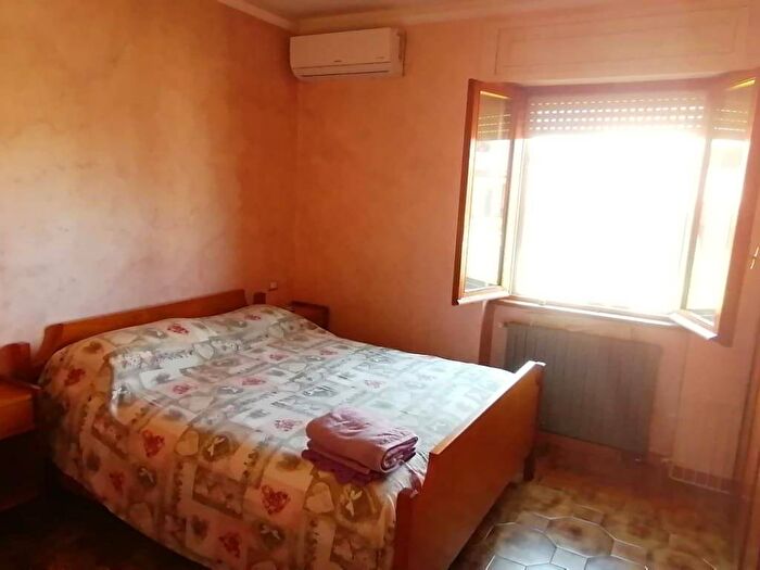 Appartamento trilocale in affitto in Via dei Dentali, Focene, Fiumicino