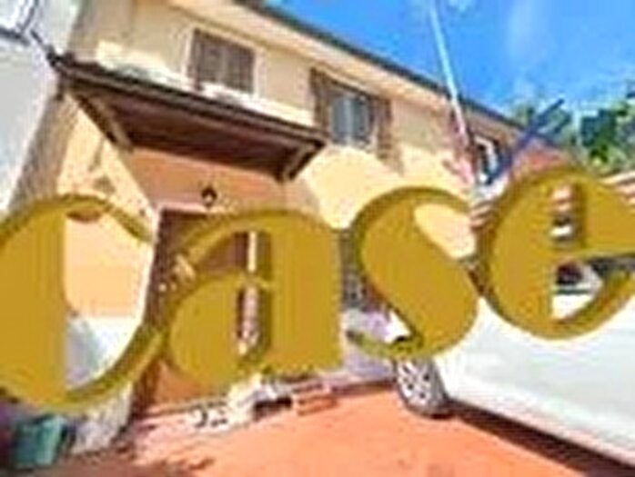 Casa quadrilocale in vendita in Massarosa