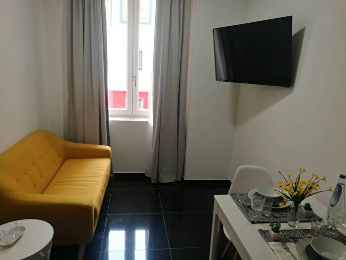 Appartamento trilocale in affitto in Via Cesare De Lollis, San Lorenzo, Roma