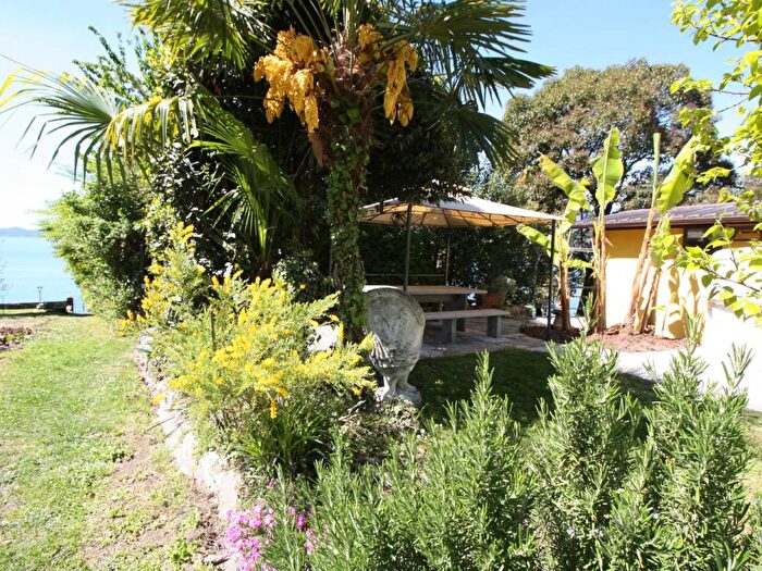 Appartamento bilocale in affitto in Centro, Leggiuno