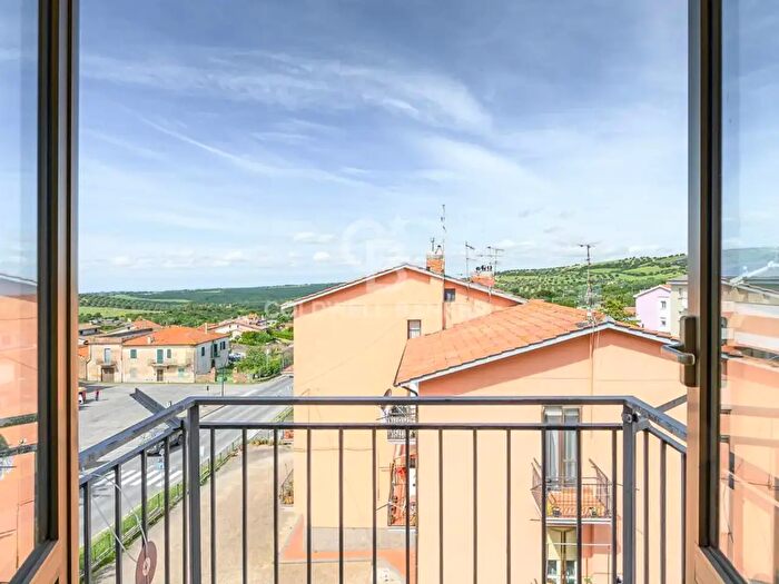 Appartamento quadrilocale in vendita in Via Toscana, Monte Romano