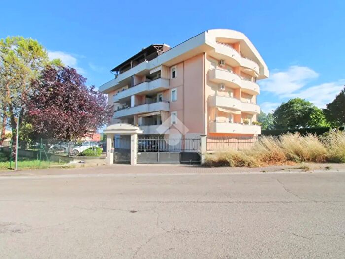 Appartamento quadrilocale in vendita in Via Lisbona, Spoltore